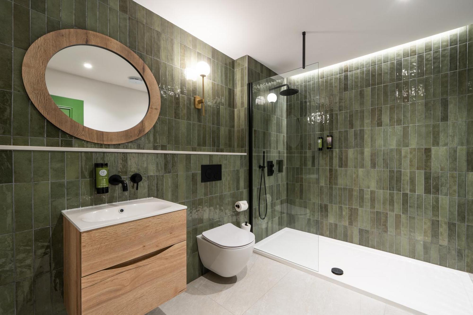 Ivanhoe Inn And Hotel Belfast Extérieur photo