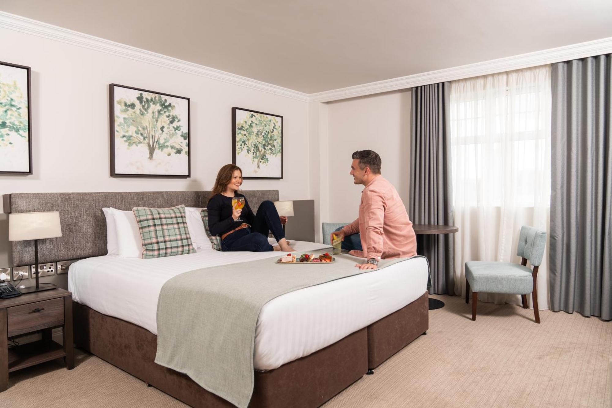 Ivanhoe Inn And Hotel Belfast Extérieur photo