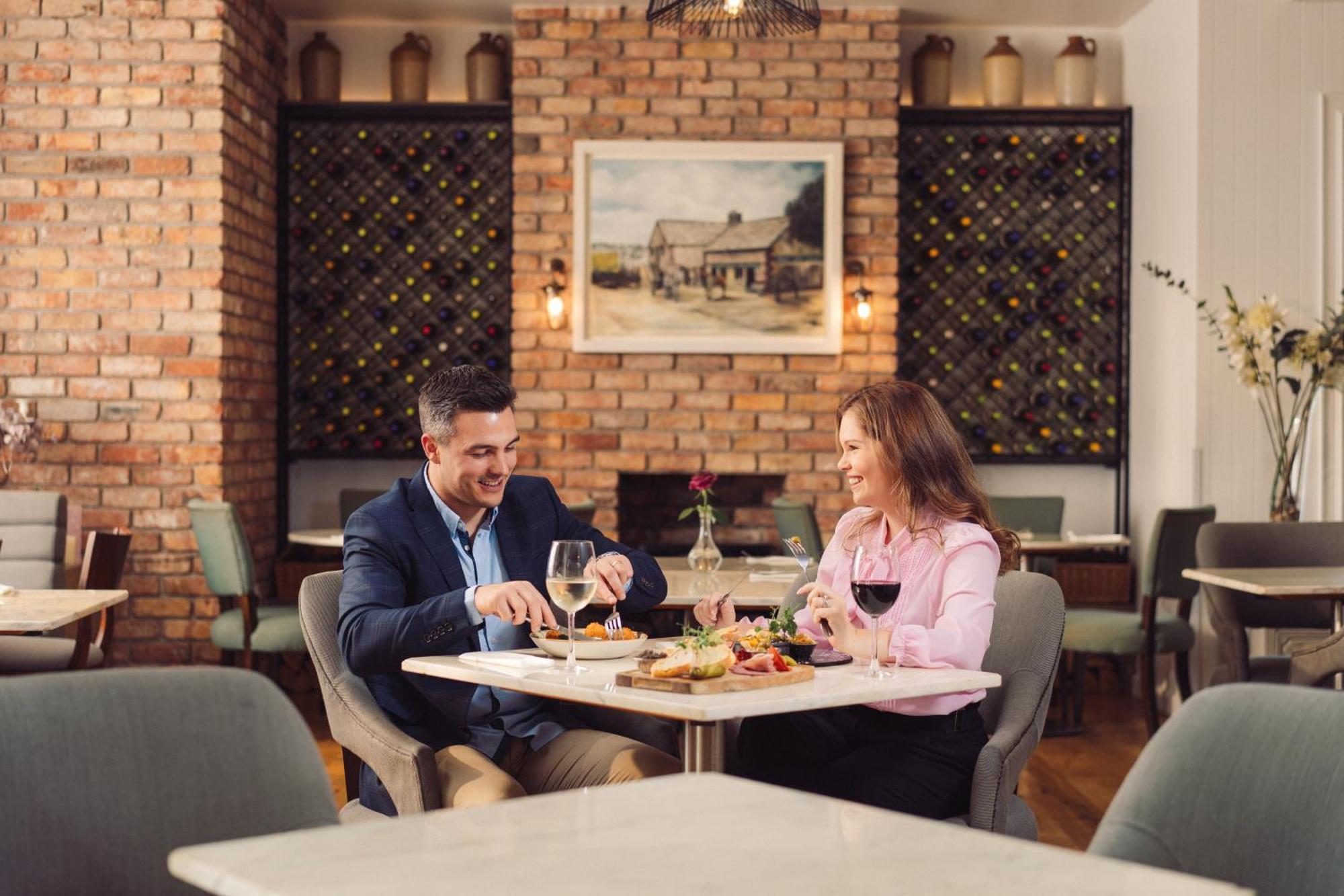 Ivanhoe Inn And Hotel Belfast Extérieur photo